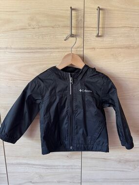 Columbia Kids Black Jacket with Light Blue Lining